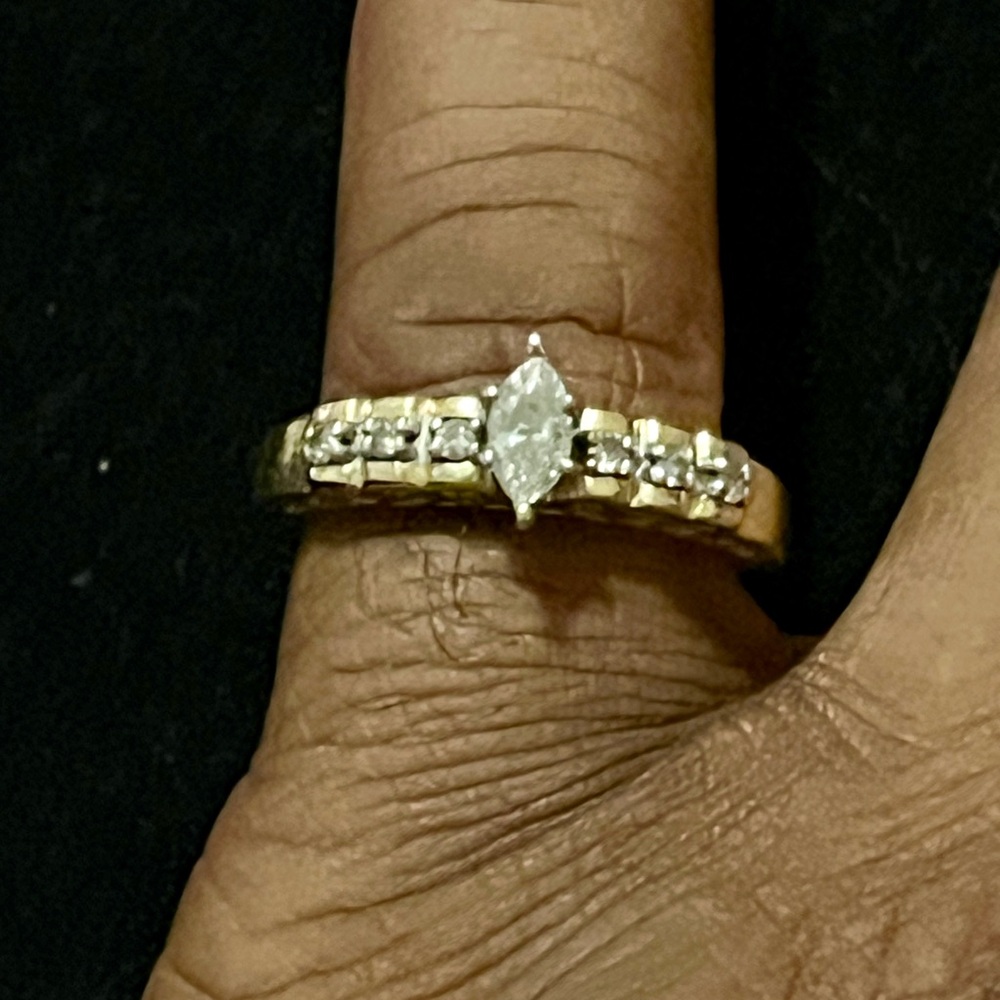 14K Yellow Gold Marquise Cut Natural Diamond Ring – 3.77g Size 7 - Picture 10 of 17